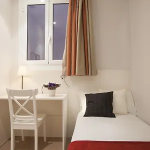 https://bcngotic.catalonia-hotels.com